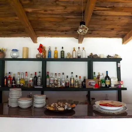 Maxola's Dream Hotel *