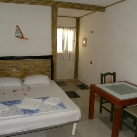 Maxola's Dream Отель Орикум